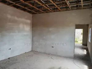 10bdrm House in Weija, Warehouse, Accra Metropolitan for sale