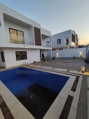 4bdrm House in Hills, East Legon for sale