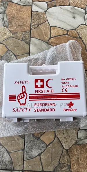 Fastcare First Aid Kit – Model Gkb301 (European Standard)