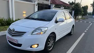 Toyota Belta 2010 White