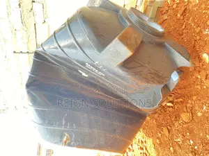 Broken Poly Tank Repairing and Cleaning Services