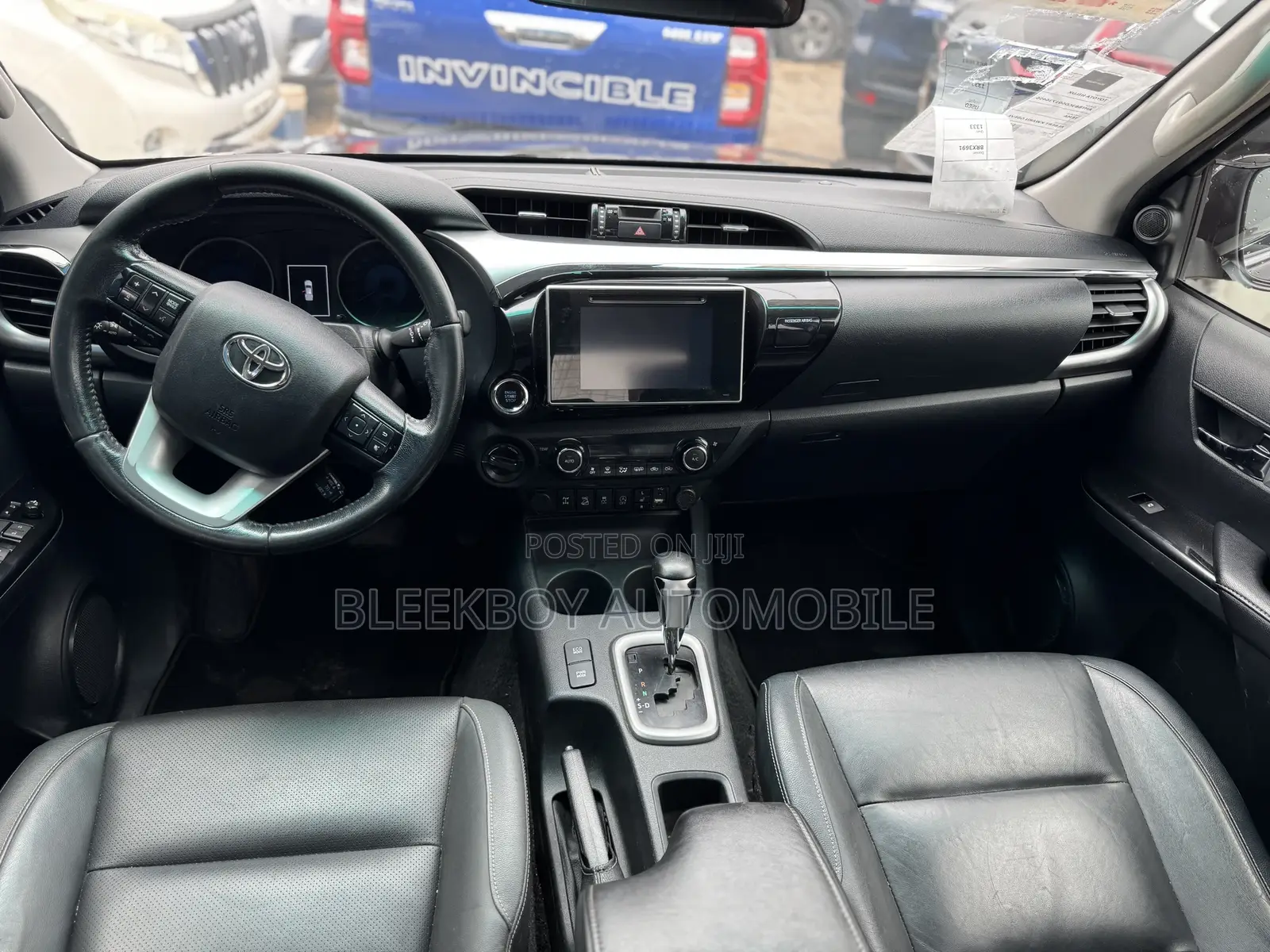 Toyota Hilux 2021 Black