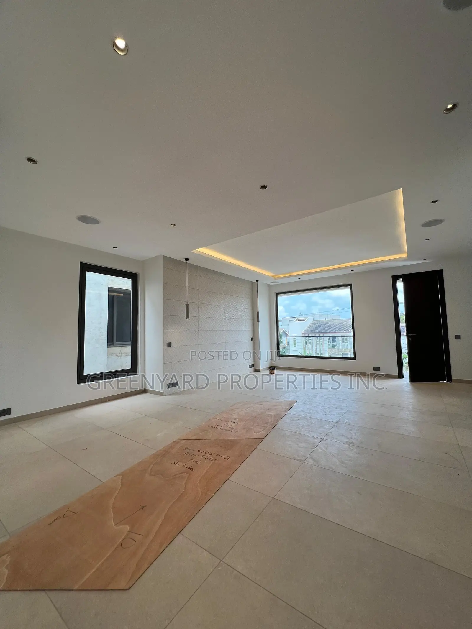 5bdrm House in Adjiringanor, East Legon for sale