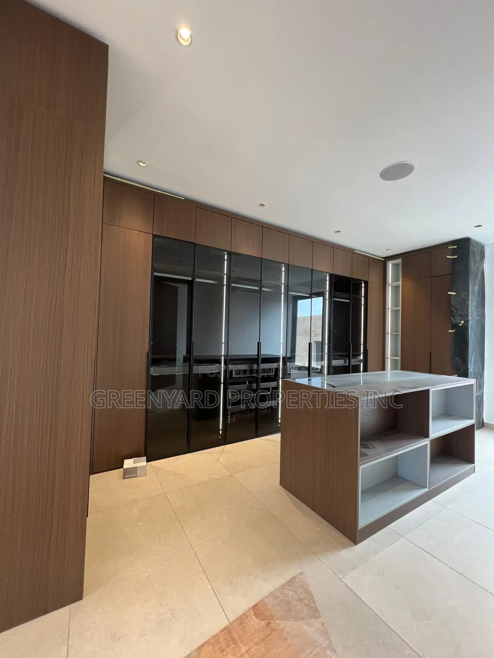 5bdrm House in Adjiringanor, East Legon for sale