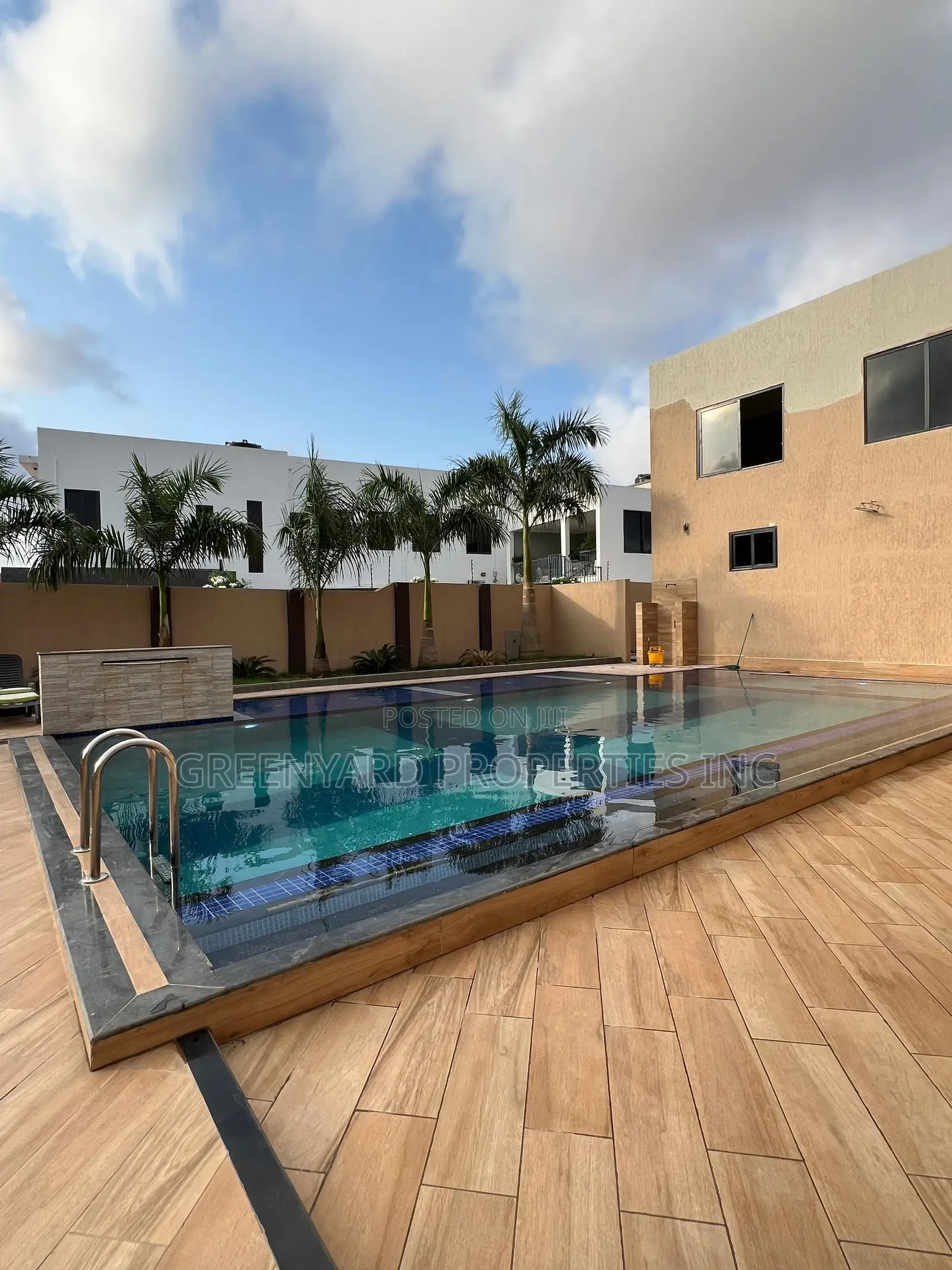 Furnished 4bdrm House in East, Airport Residential Area for sale