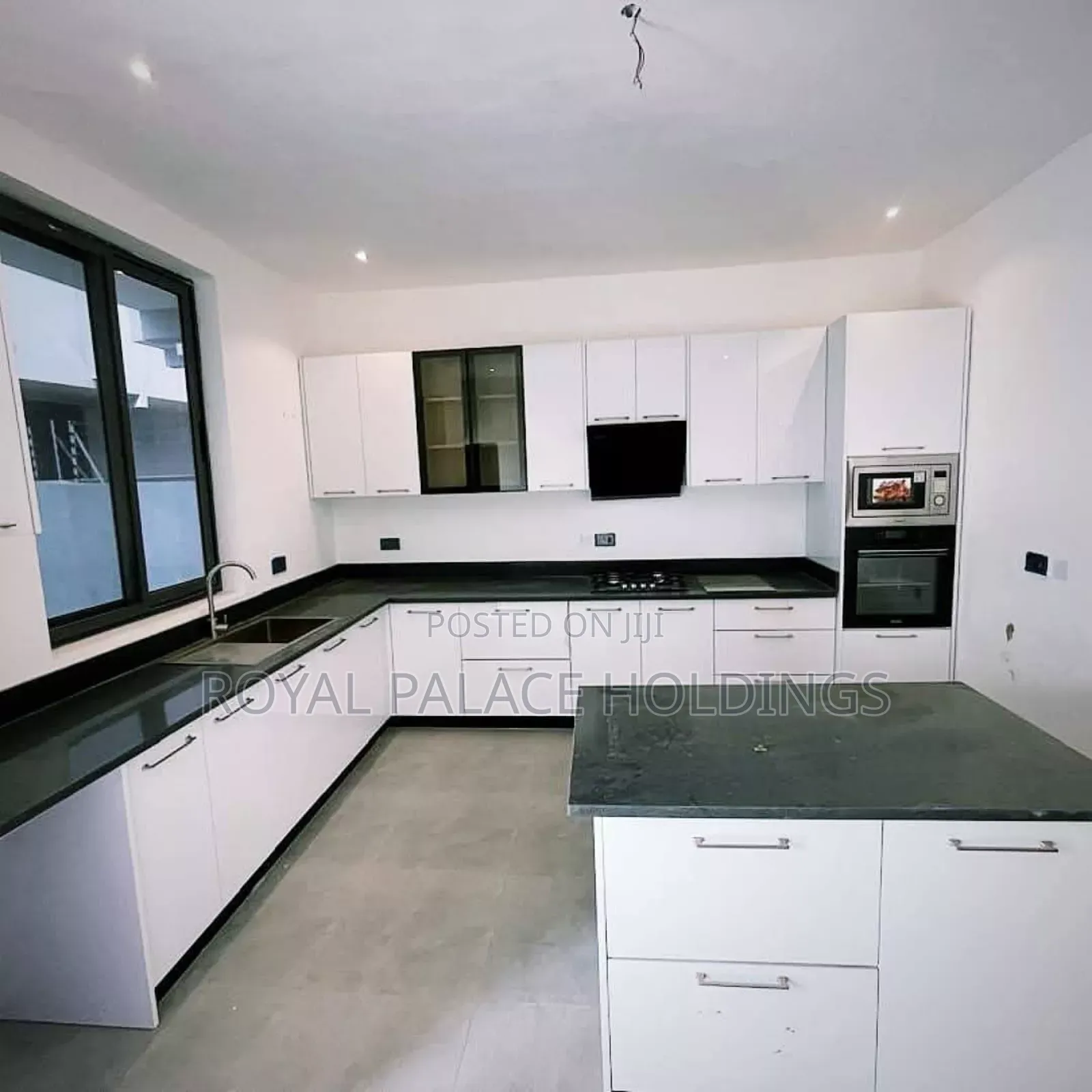 3bdrm Duplex in Haatso for sale