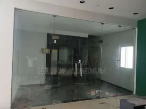 Tempered Glazz Installation for Doorr