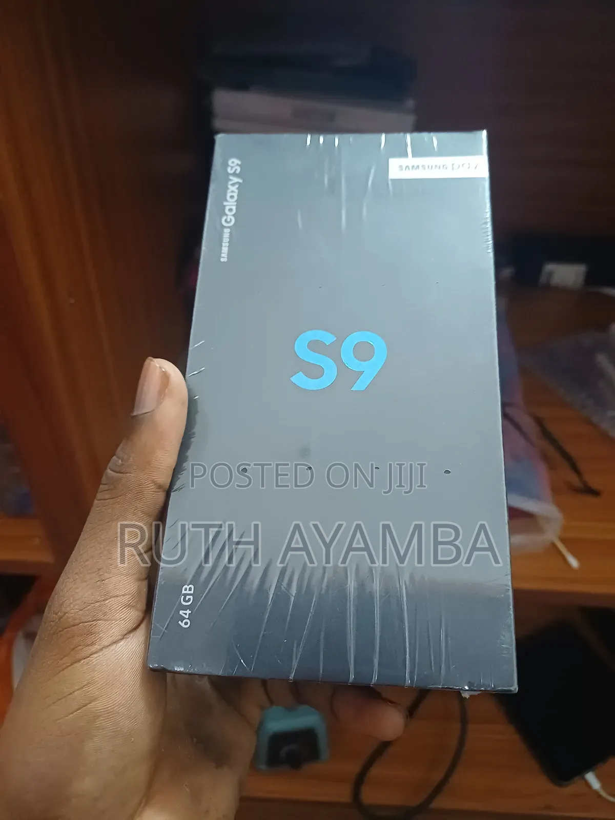 New Samsung Galaxy S9 64 GB Black