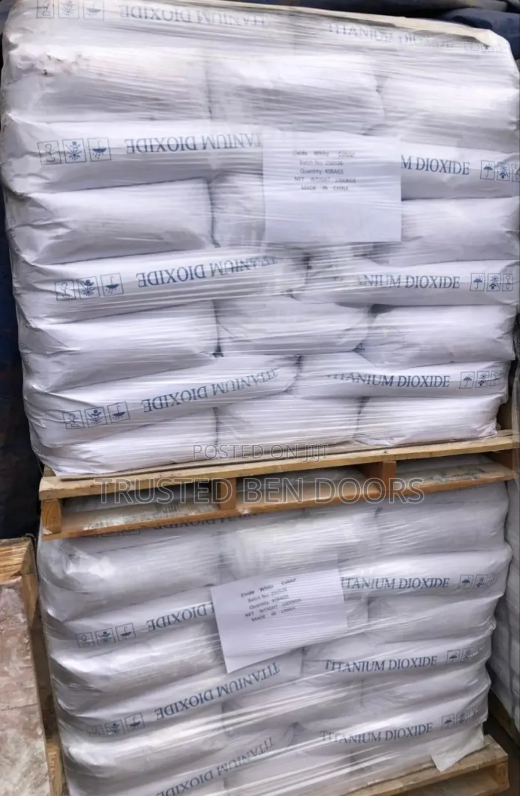 White Color Pigment Iron Oxide for Building and Construction Works