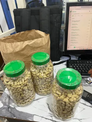 Cashew Nut (Raw And Processed)