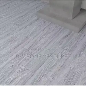 SPC Flooring (1220mm X 180mm X 6mm)