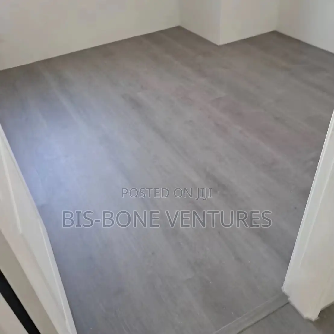 SPC Flooring (1220mm X 180mm X 6mm)