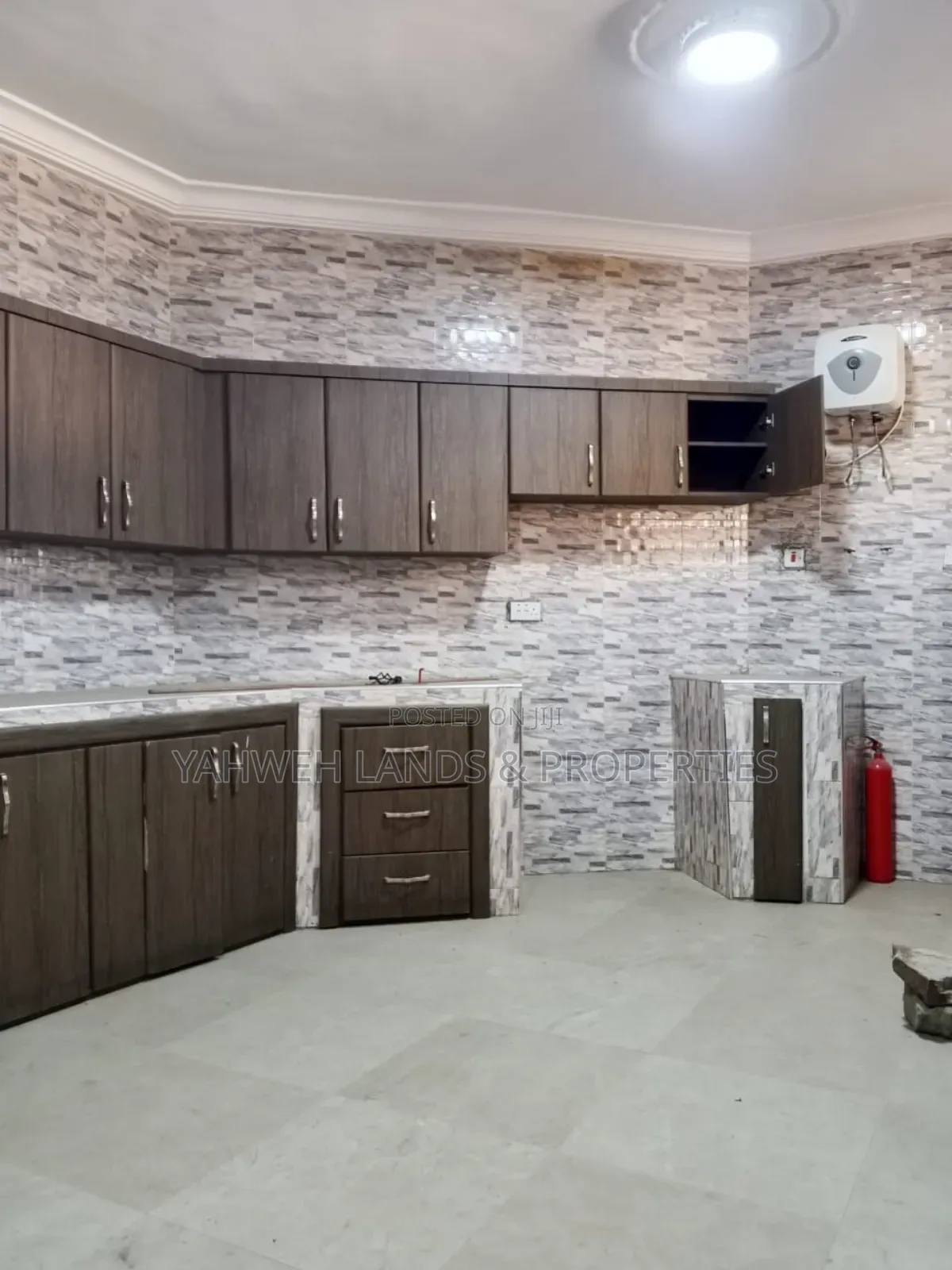 3bdrm House in Spintex for rent