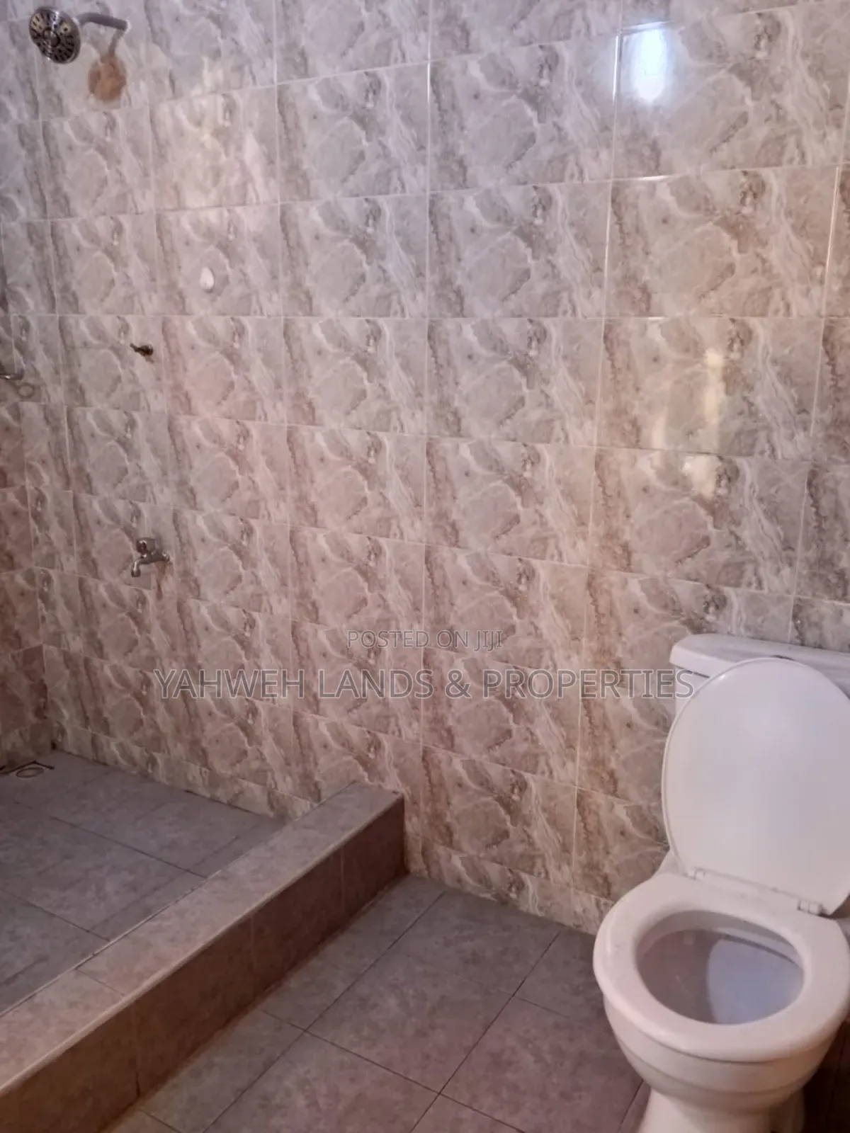 3bdrm House in Spintex for rent