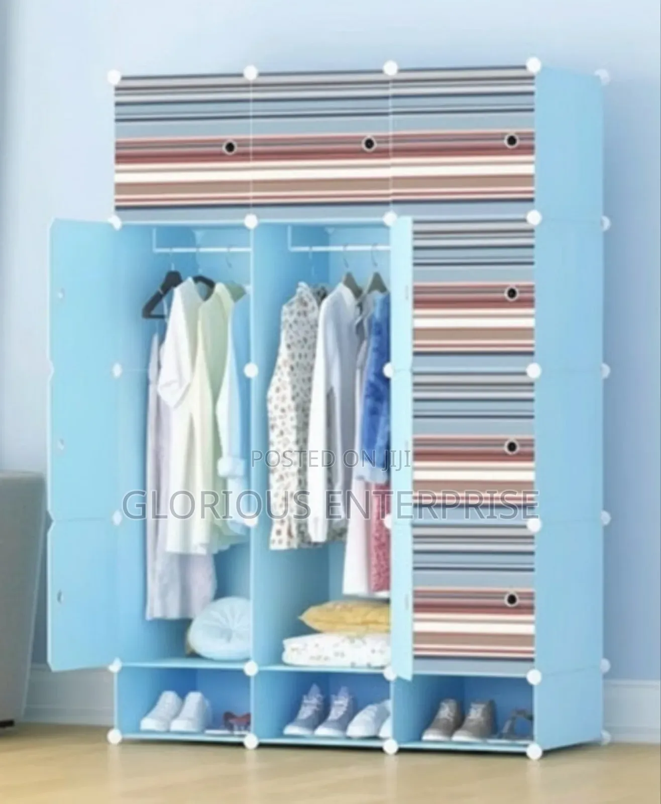 16 Cubes Plastic Wardrobe