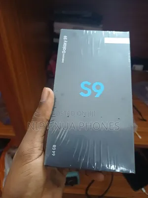 New Samsung Galaxy S9 64 GB Black