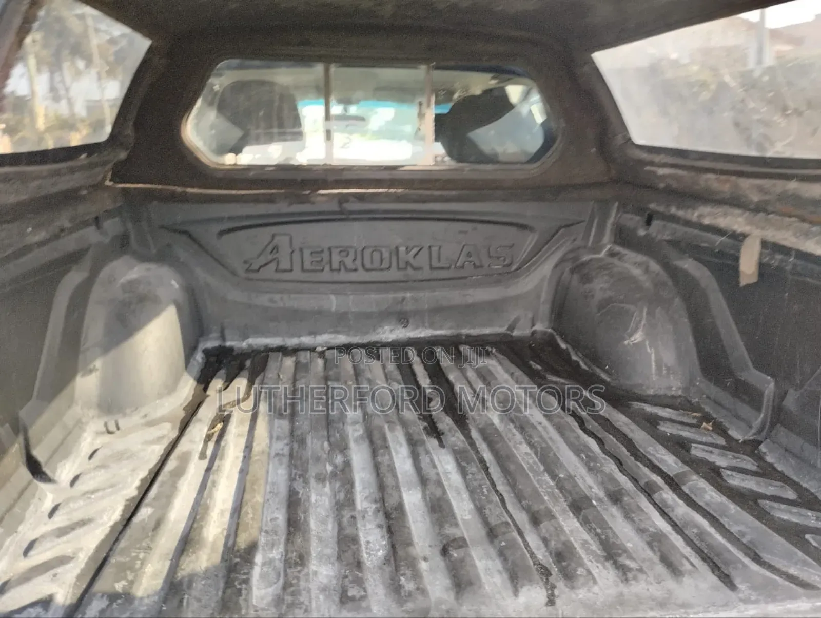 Mitsubishi L200 2010 Black