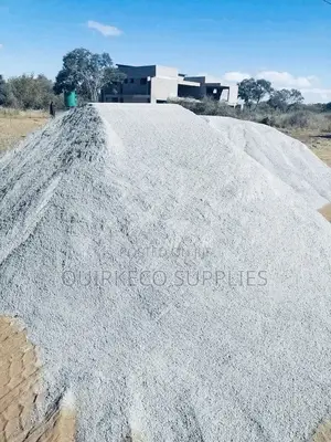 Quarry Chippings and Chippings Quarry Stones and Dust