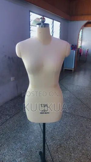 Fully Pinnable Dress Form Manniqin