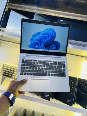 Laptop HP EliteBook 745 G6 16GB AMD Ryzen 7 SSD 256GB