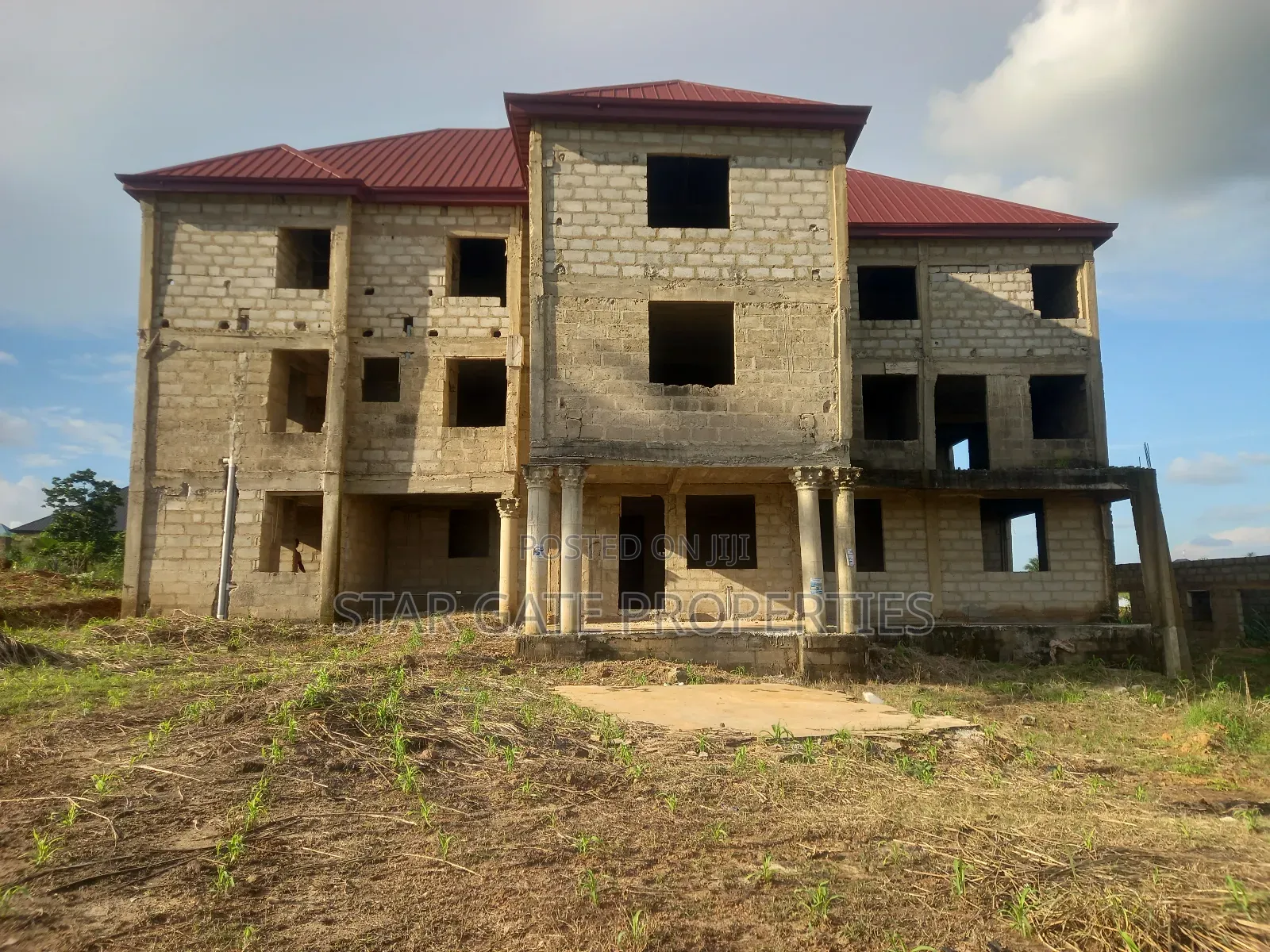 52 Bedrooms Hotel for Sale