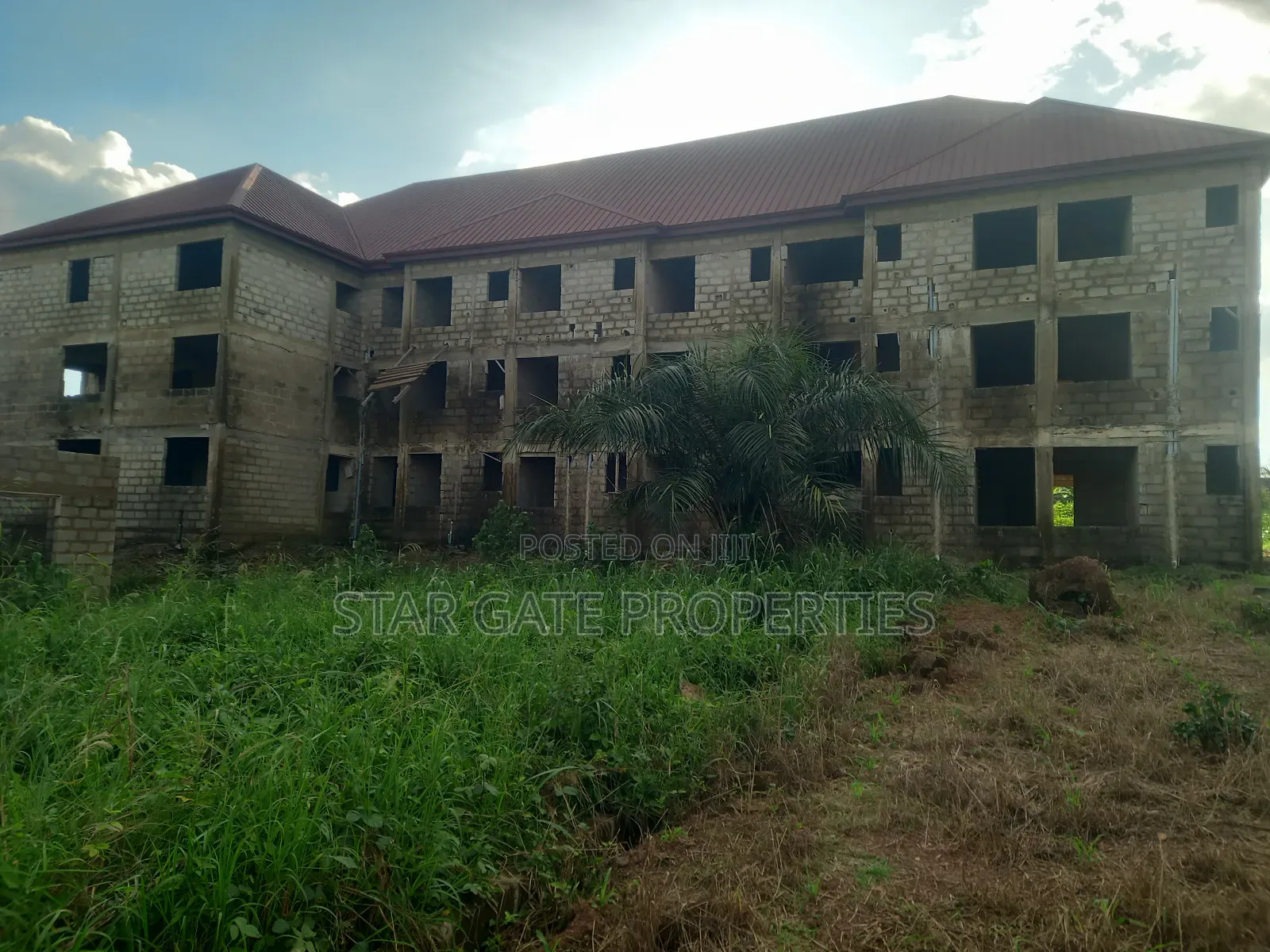 52 Bedrooms Hotel for Sale