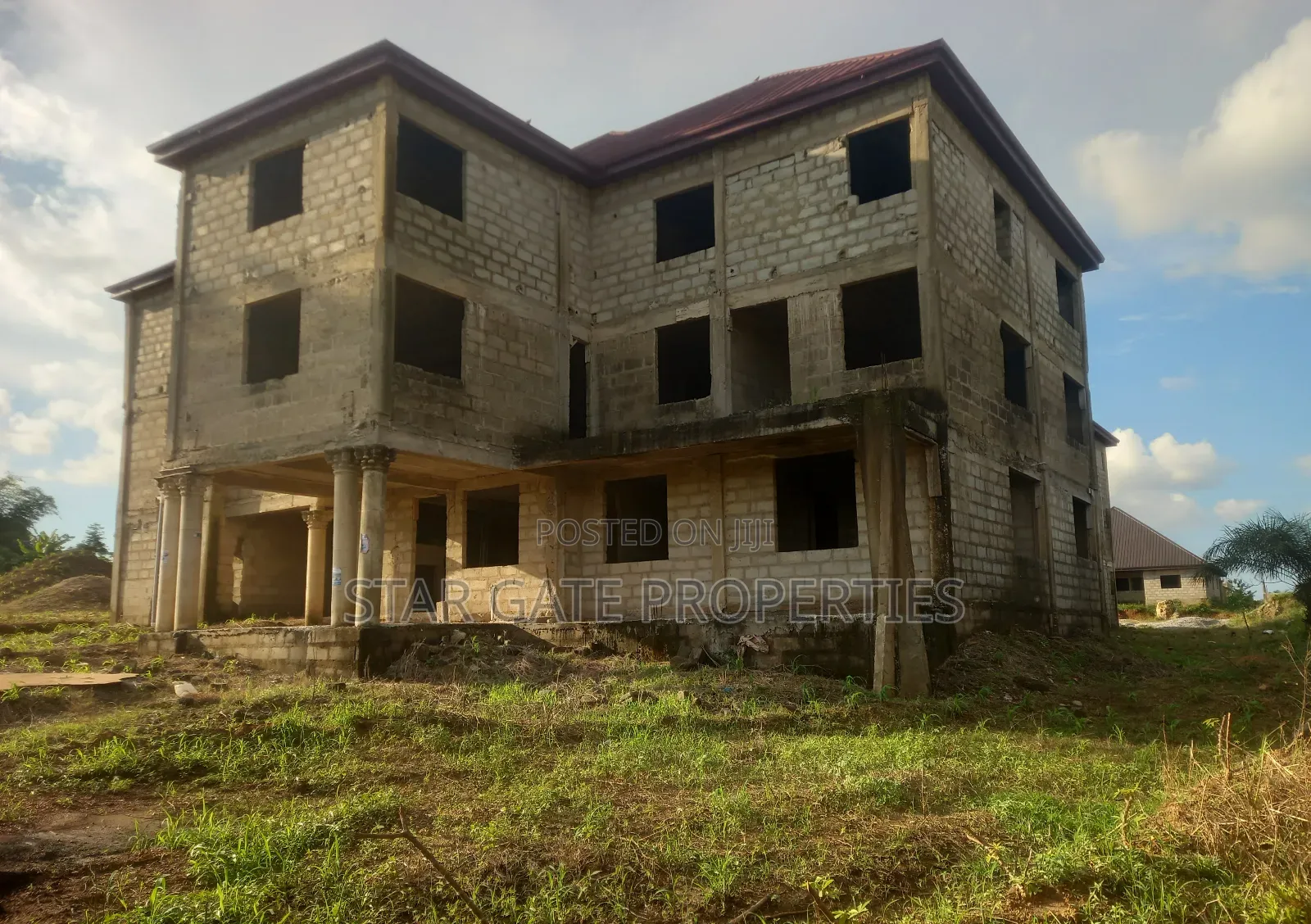 52 Bedrooms Hotel for Sale