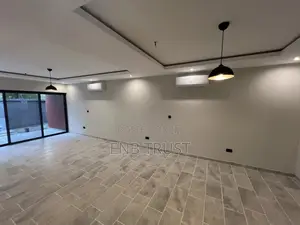 4bdrm Townhouse / Terrace in Tema Community 6, Sakumono for rent