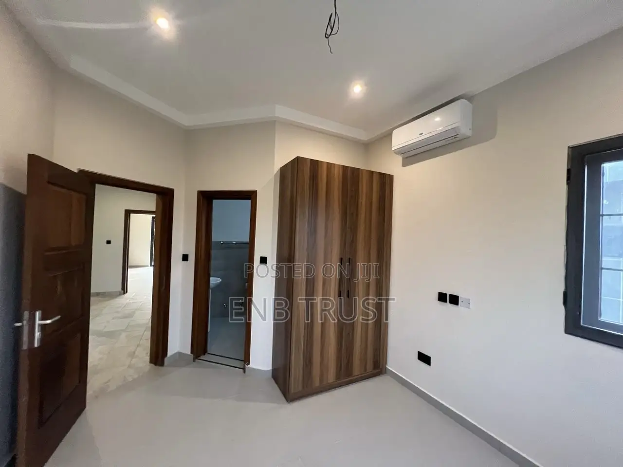 4bdrm Townhouse / Terrace in Tema Community 6, Sakumono for rent