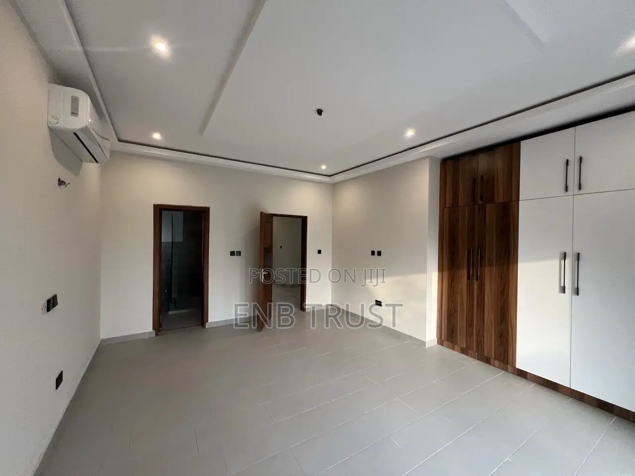 4bdrm Townhouse / Terrace in Tema Community 6, Sakumono for rent