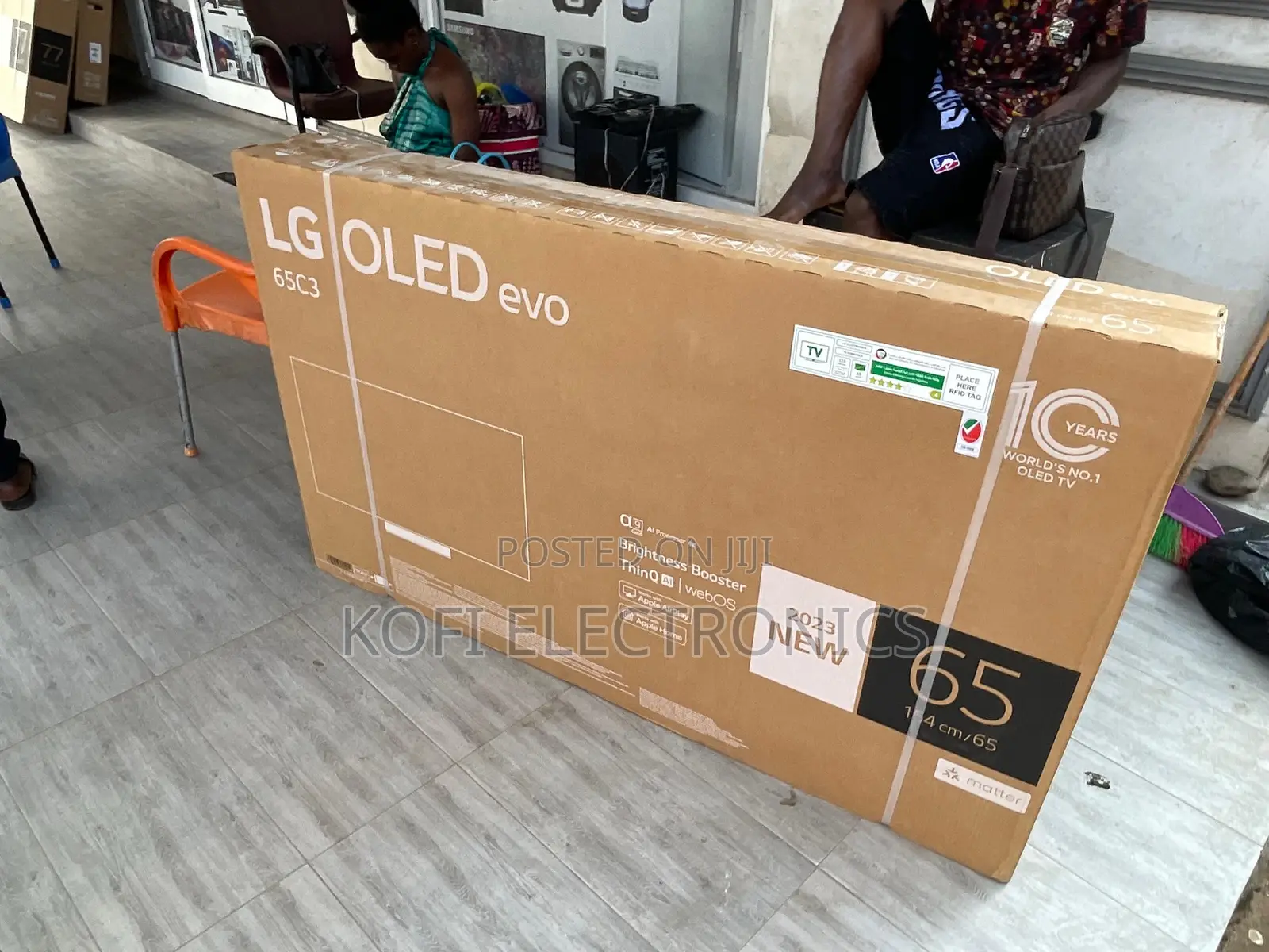 Lg Smooth Performer 65” Tv