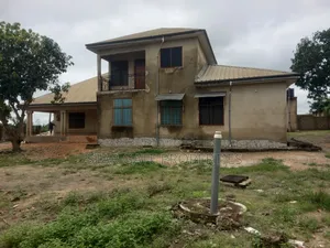 5bdrm House in Aputuogya Abijan, Kumasi Metropolitan for sale