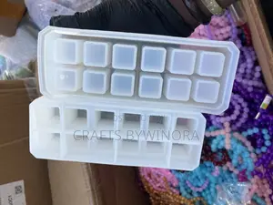 Epoxy Resin 12 in 1 Cavity Mold – Durable Silicone Holder