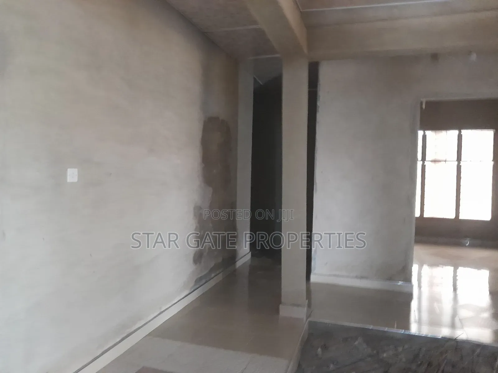 5bdrm House in Aputuogya Abijan, Kumasi Metropolitan for sale