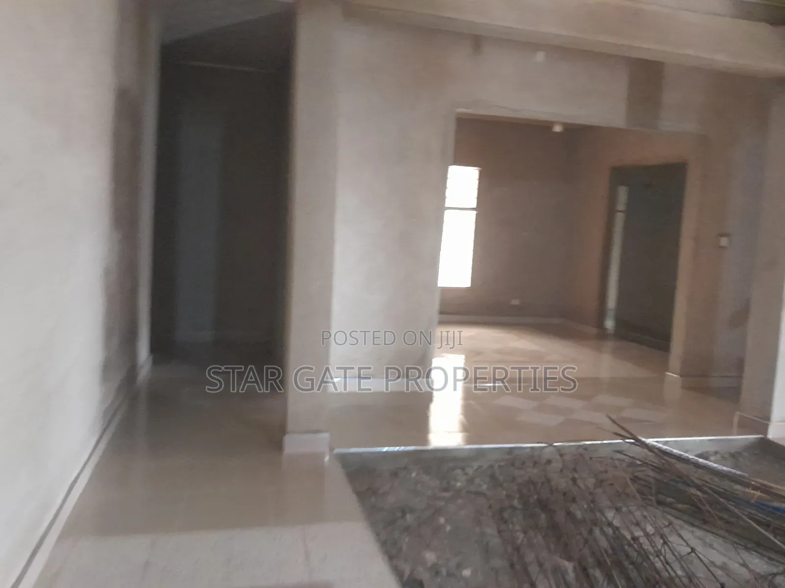 5bdrm House in Aputuogya Abijan, Kumasi Metropolitan for sale