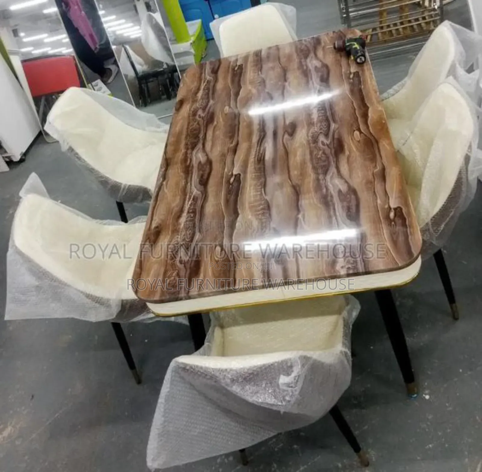 6 Seater Marble With Comfortable Seat Dining Set