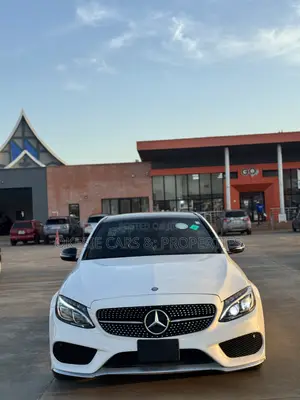 Mercedes-Benz C43 4Matic Sedan AWD (3.0L V6 9AM) 2017 White