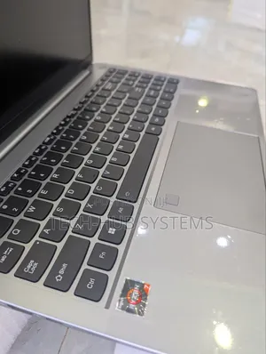New Laptop 16GB AMD Ryzen 7 SSD 512GB