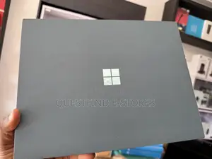 New Microsoft Surface Laptop 16GB Qualcomm Snapdragon X Plus SSD 512GB