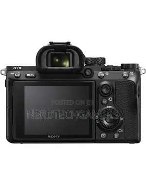Sony A7 Iii (Ilcem3k/B) Full-Frame Interchangeable-Lens Camera Black