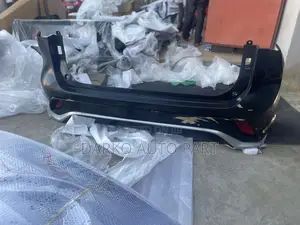 Toyota Highlander 2019-2023 Back Bumper Complete Available