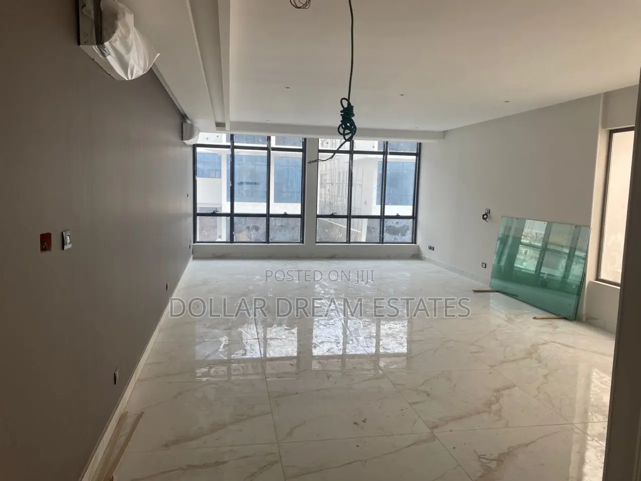 4bdrm Townhouse / Terrace in East Legon for rent