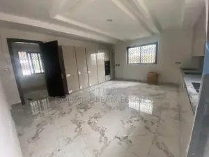 4bdrm Townhouse / Terrace in East Legon for rent