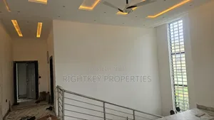 4bdrm Duplex in Atasemanso, Kumasi Metropolitan for sale