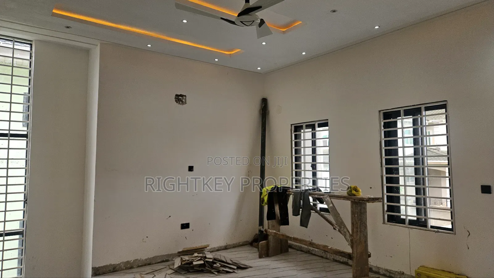 4bdrm Duplex in Atasemanso, Kumasi Metropolitan for sale