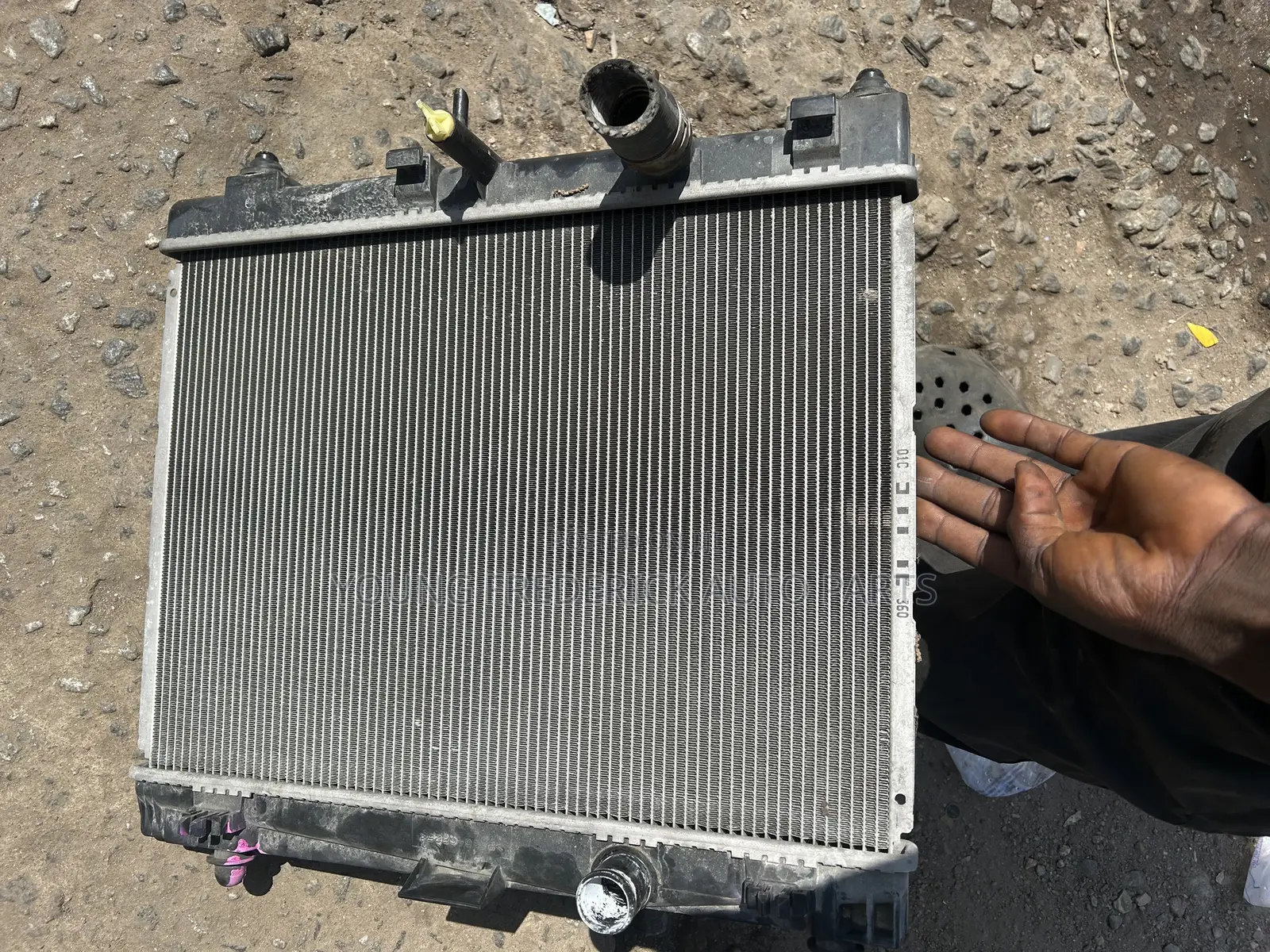 Toyota Vitz Radiator
