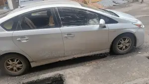 Toyota Prius Door Glass Available