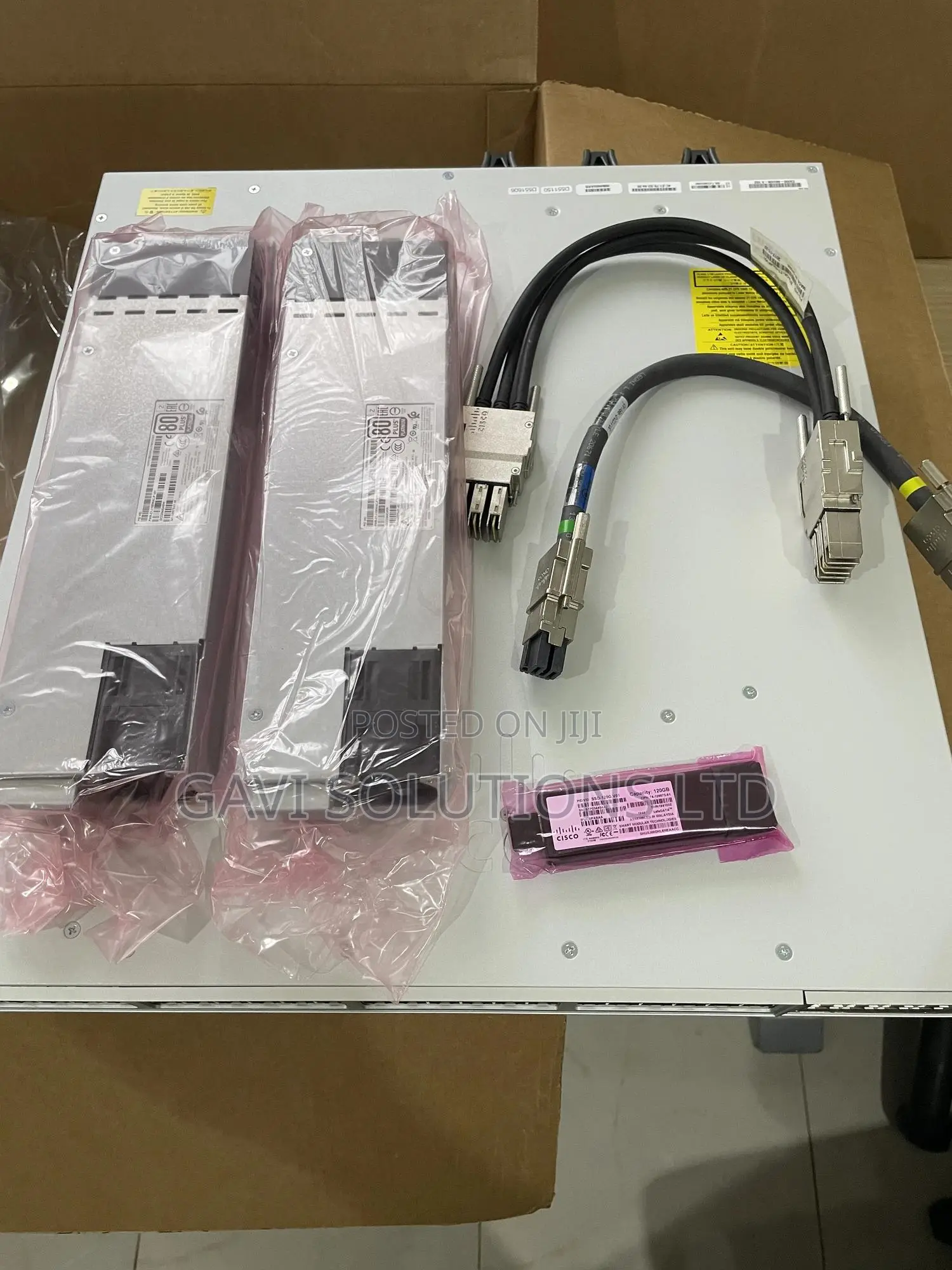 Cisco Catalyst 9300 48 Multi Gigabit Upoe W/Nm8x 10gig