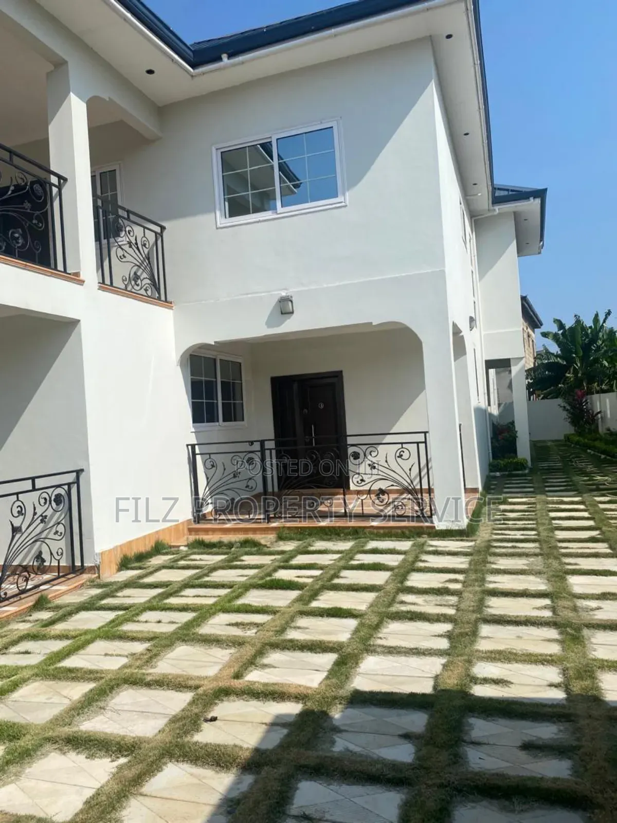 7bdrm House in East Legon Mempeasem, American House for sale