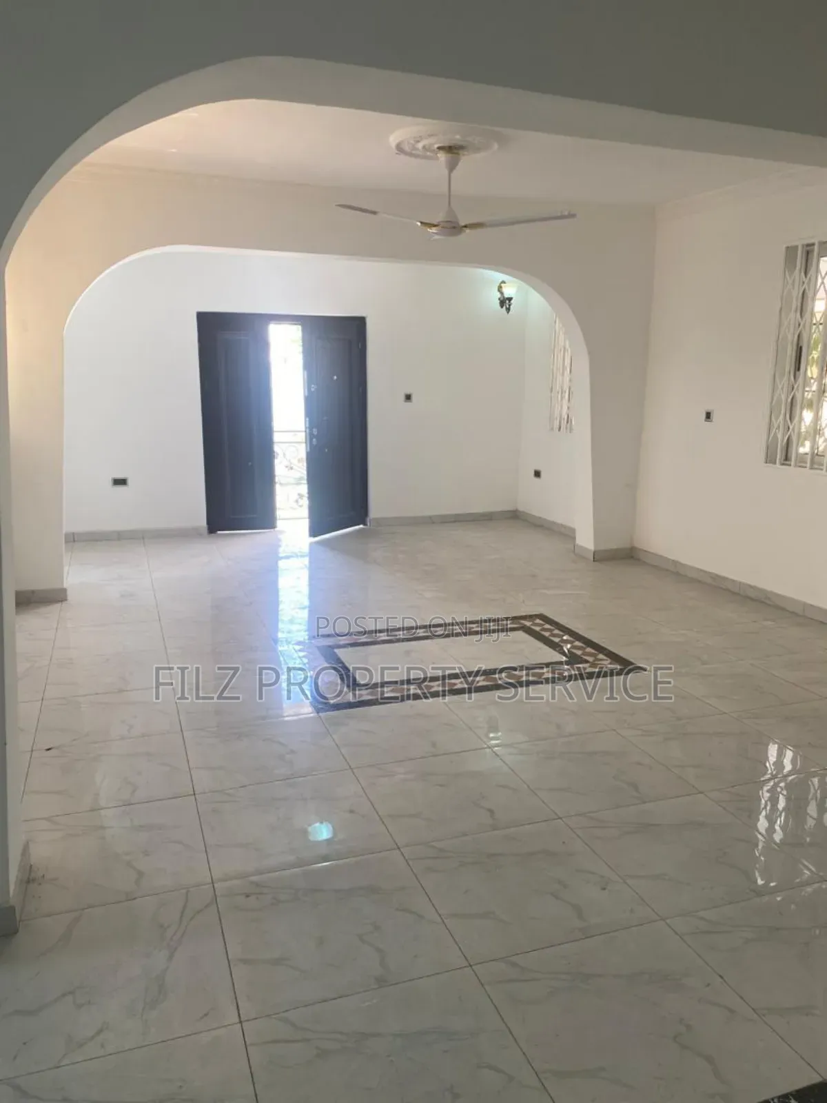 7bdrm House in East Legon Mempeasem, American House for sale